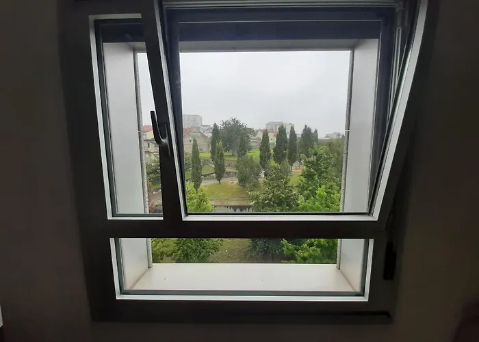 Centro - Torre Vallehermoso Apartment *